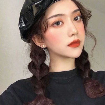 成艳羽
